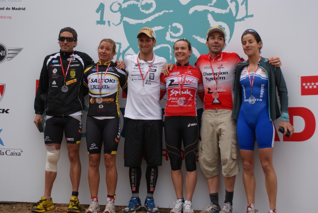 Cuatro podiums para Saltoki Lagunak en el triatl&oacute;n de media distancia de Madrid